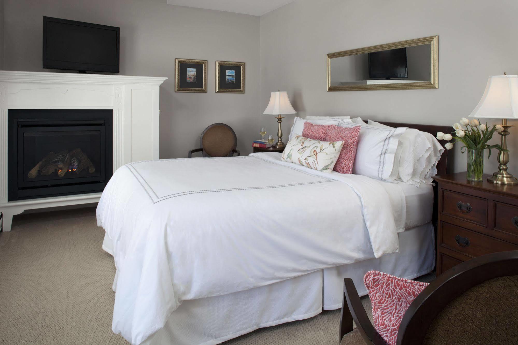 フリーポート ブリュースター ハウス  Bed & Breakfast エクステリア 写真
