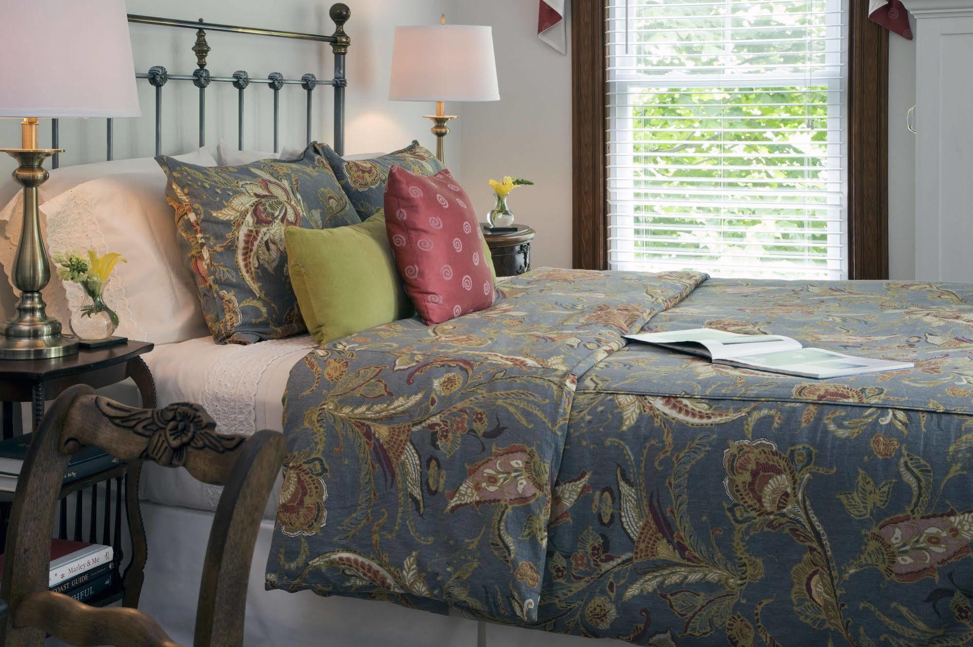 フリーポート ブリュースター ハウス  Bed & Breakfast エクステリア 写真