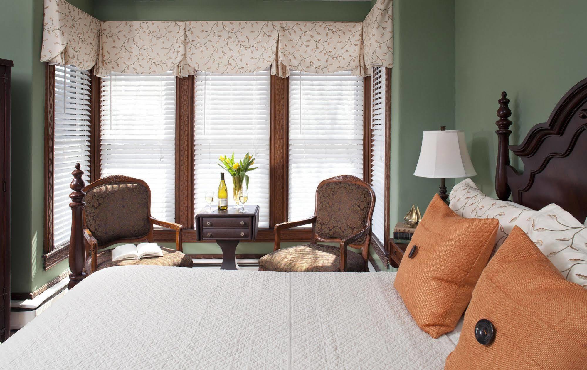 フリーポート ブリュースター ハウス  Bed & Breakfast エクステリア 写真